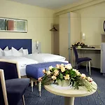 Otel Loewen-seckenheim 3*