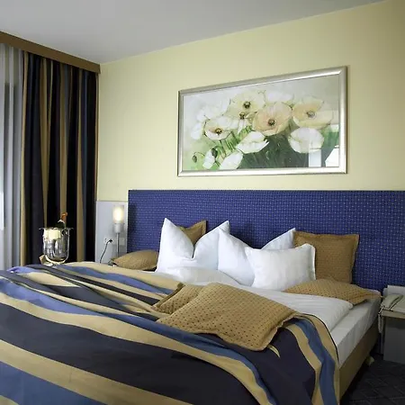 Hotel Löwen-seckenheim 3*