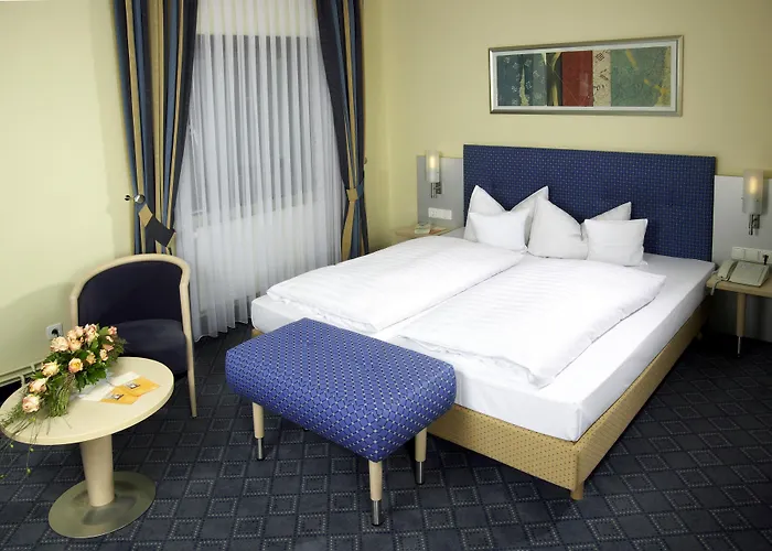 Loewen-seckenheim 3*